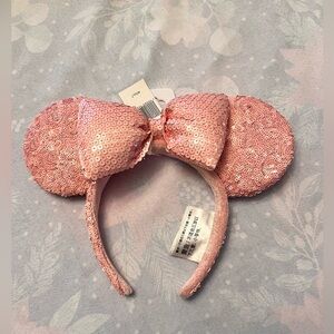 Disney Pink Sparkle Minnie Mouse Ears. NWT